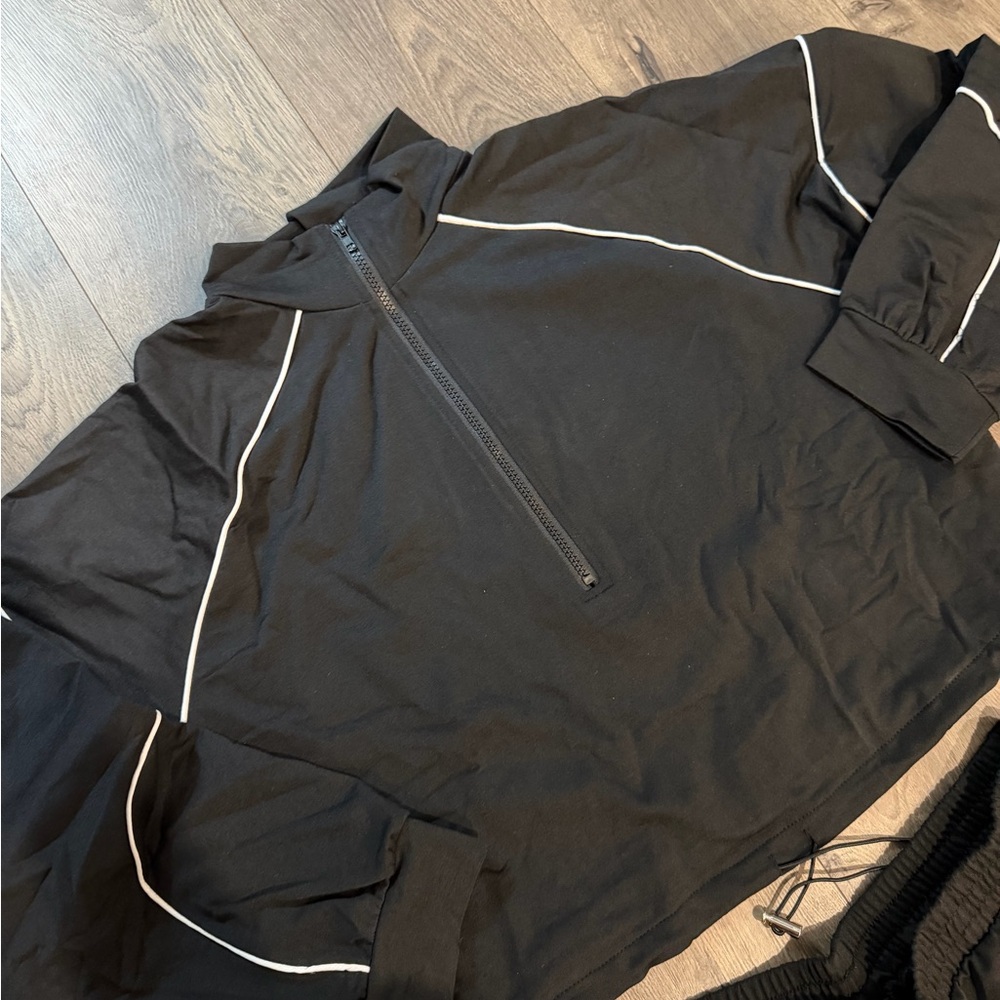 Black Half-Zip Pullover with White Piping Set
